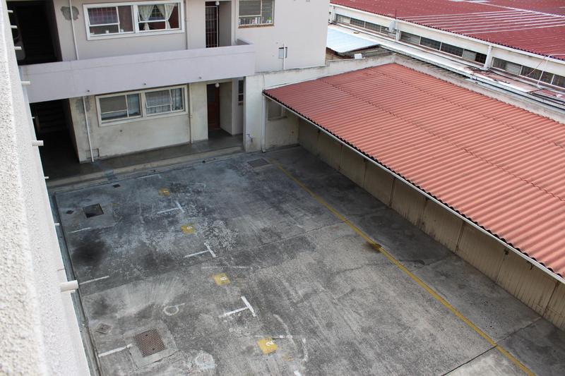 1 Bedroom Property for Sale in Avondale Western Cape
